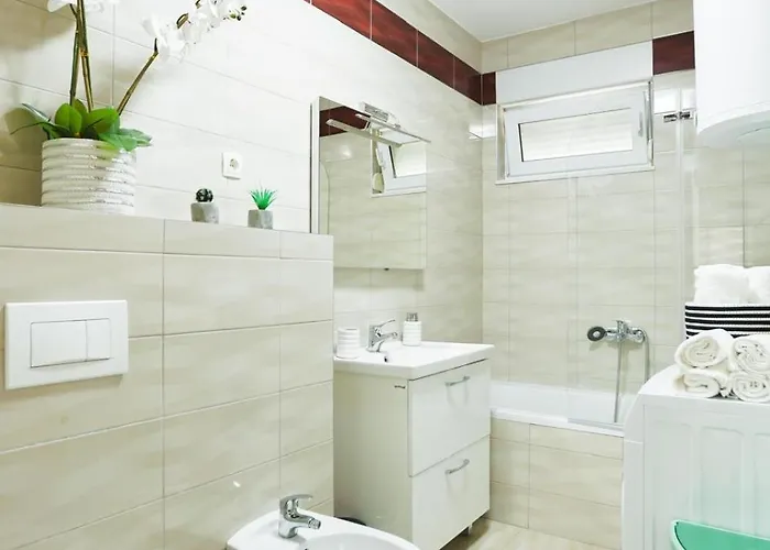 Grand Mirela Appartement *