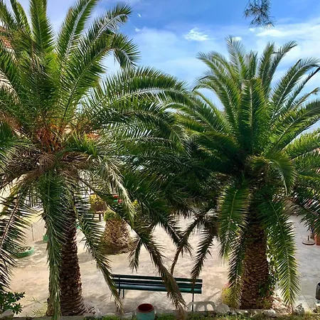 Grand Mirela Apartment *