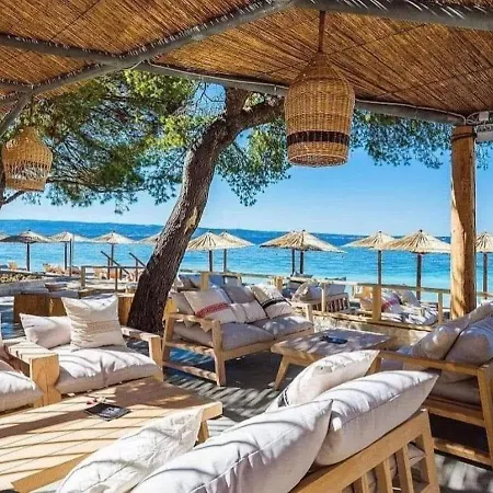 Apartment Grand Mirela *