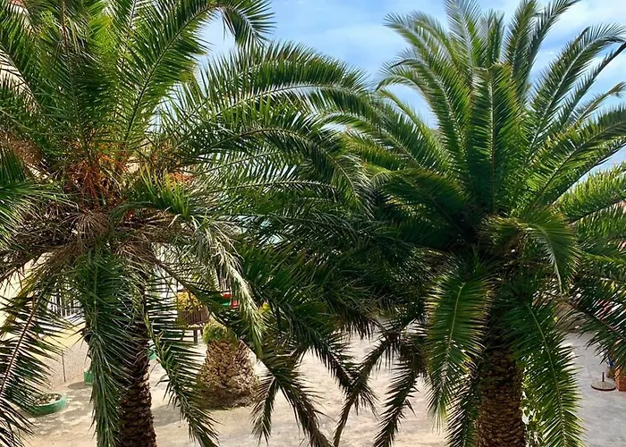 Grand Mirela Апартаменты *